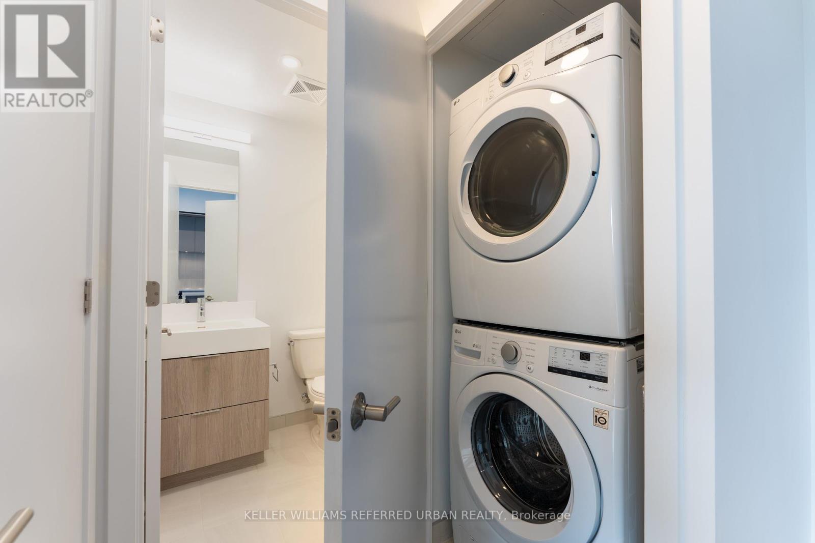 3209 - 130 River Street, Toronto, Ontario  M5A 0R8 - Photo 15 - C12440441