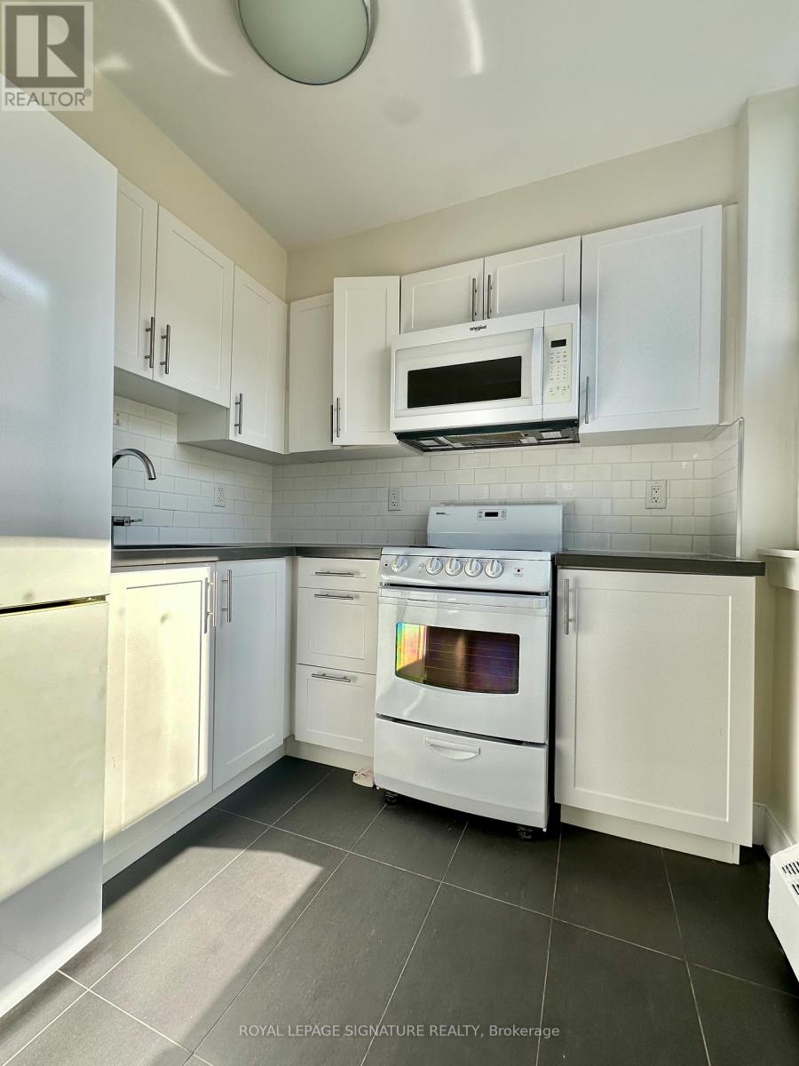 302 - 485 Huron Street, Toronto, Ontario  M5R 2R5 - Photo 3 - C12440443