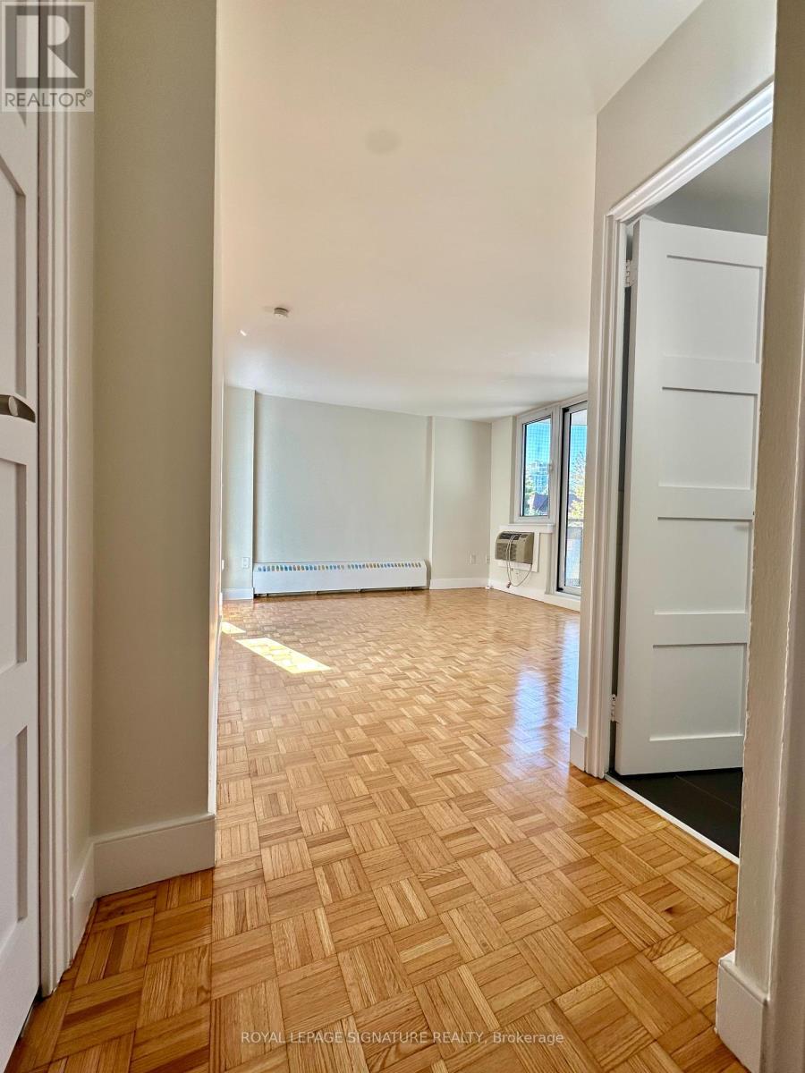 302 - 485 Huron Street, Toronto, Ontario  M5R 2R5 - Photo 7 - C12440443