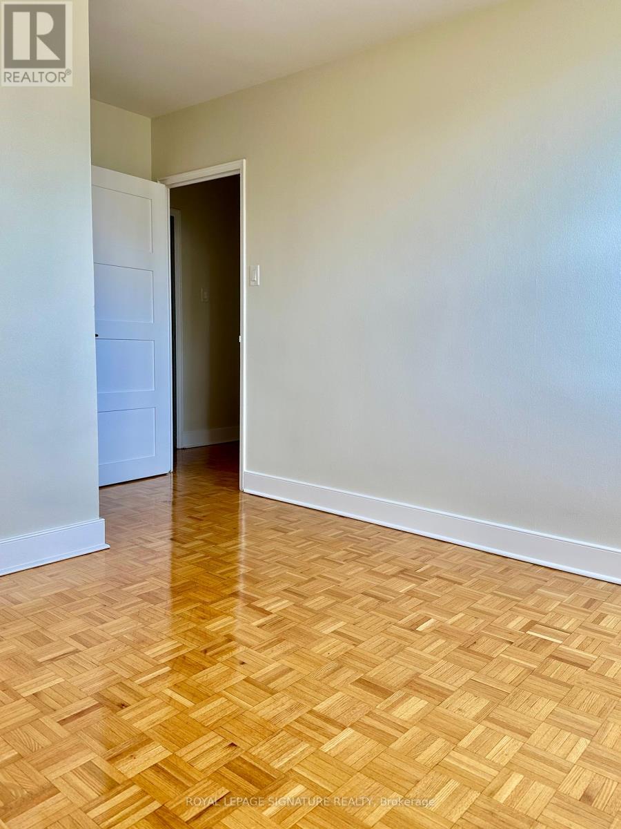 806 - 485 Huron Street, Toronto, Ontario  M5R 2R5 - Photo 11 - C12440466
