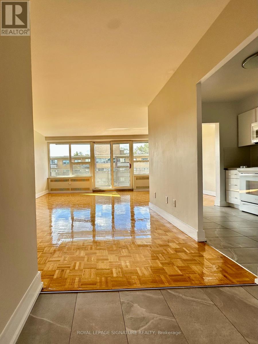 501 - 10 Shallmar Boulevard, Toronto, Ontario  M5N 1J4 - Photo 19 - C12440565