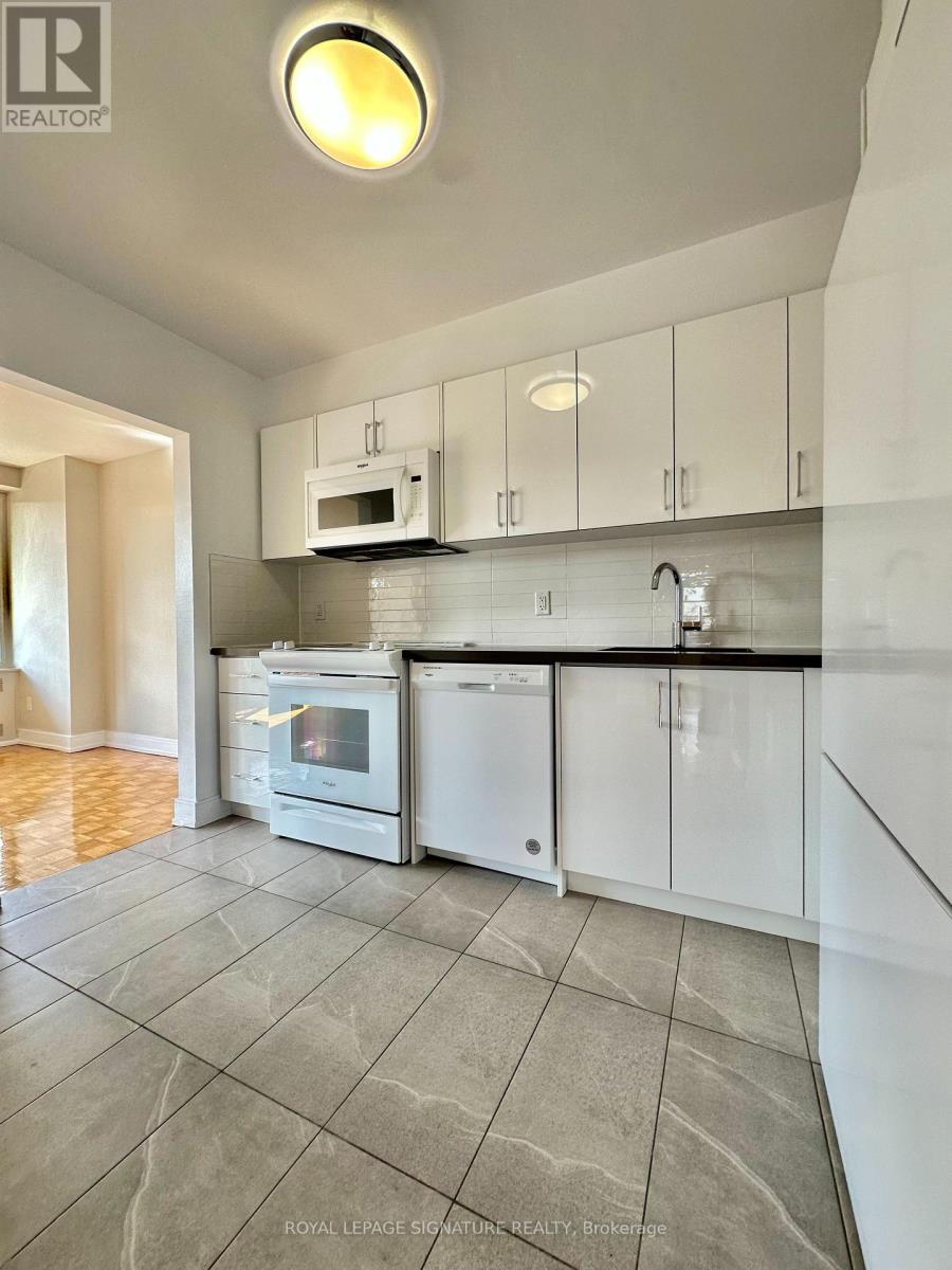 501 - 10 Shallmar Boulevard, Toronto, Ontario  M5N 1J4 - Photo 3 - C12440565