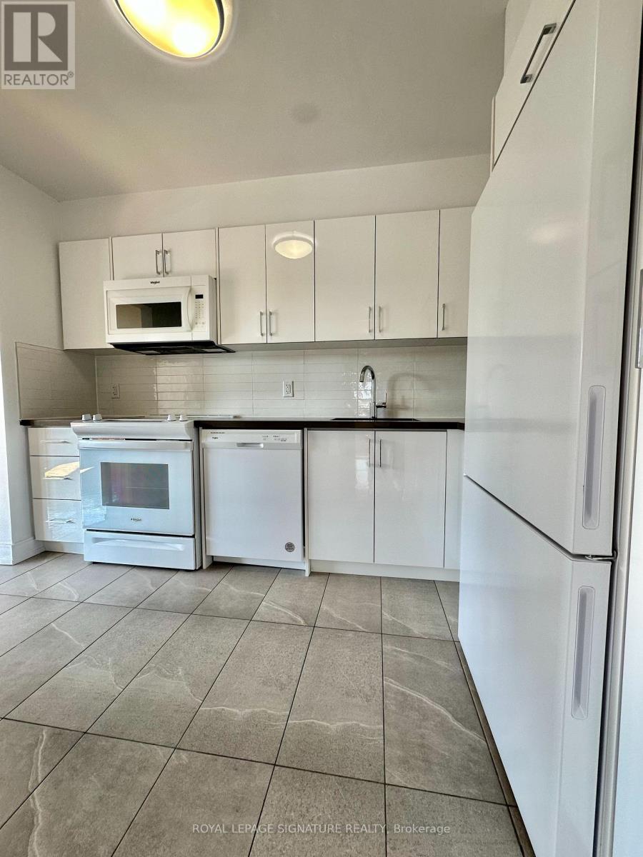 501 - 10 Shallmar Boulevard, Toronto, Ontario  M5N 1J4 - Photo 4 - C12440565