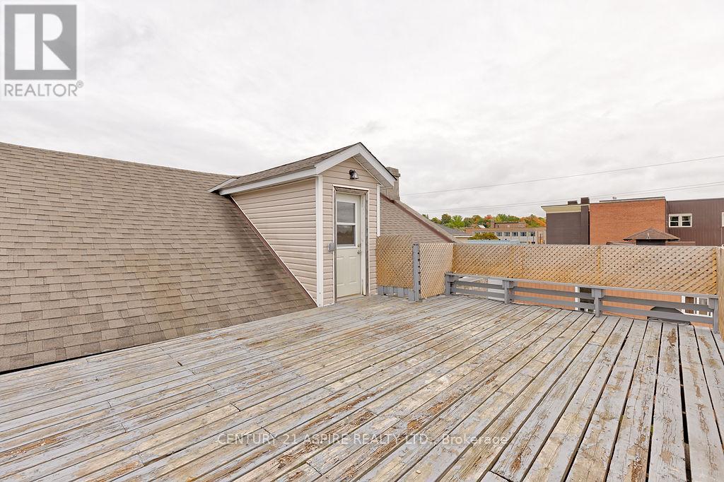156 Mackay Street, Pembroke, Ontario  K8A 1B9 - Photo 20 - X12440611