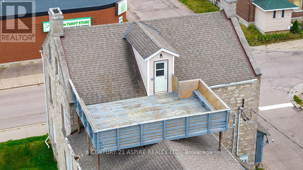 156 Mackay Street, Pembroke, Ontario  K8A 1B9 - Photo 21 - X12440611