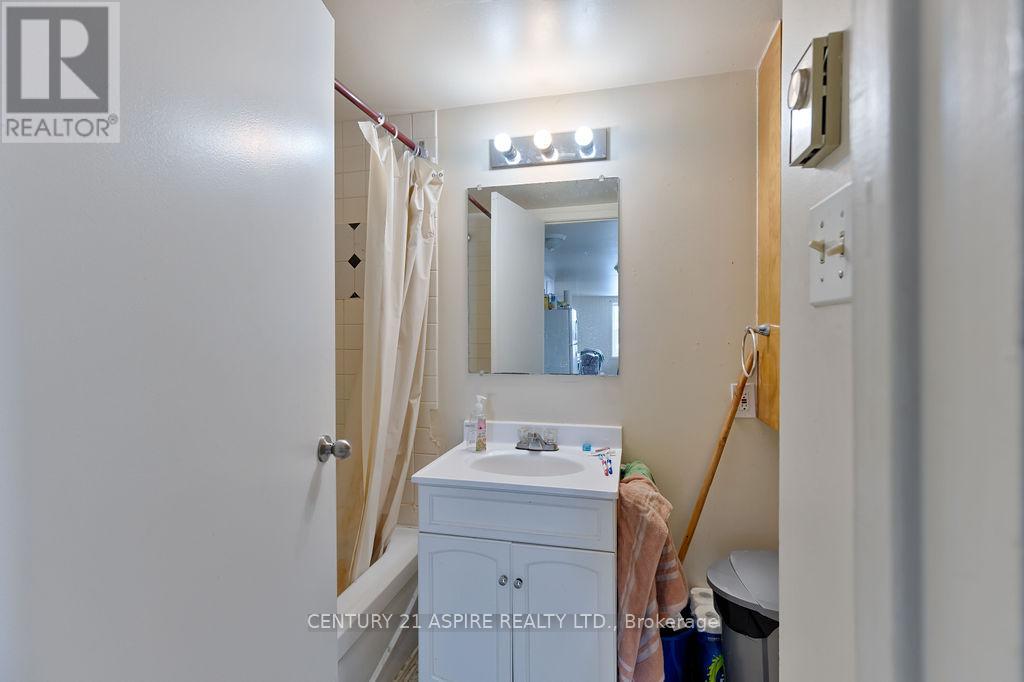 156 Mackay Street, Pembroke, Ontario  K8A 1B9 - Photo 29 - X12440611