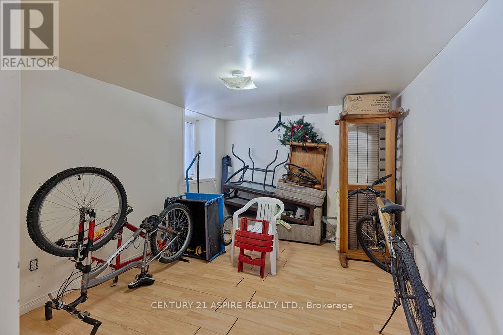 156 Mackay Street, Pembroke, Ontario  K8A 1B9 - Photo 39 - X12440611