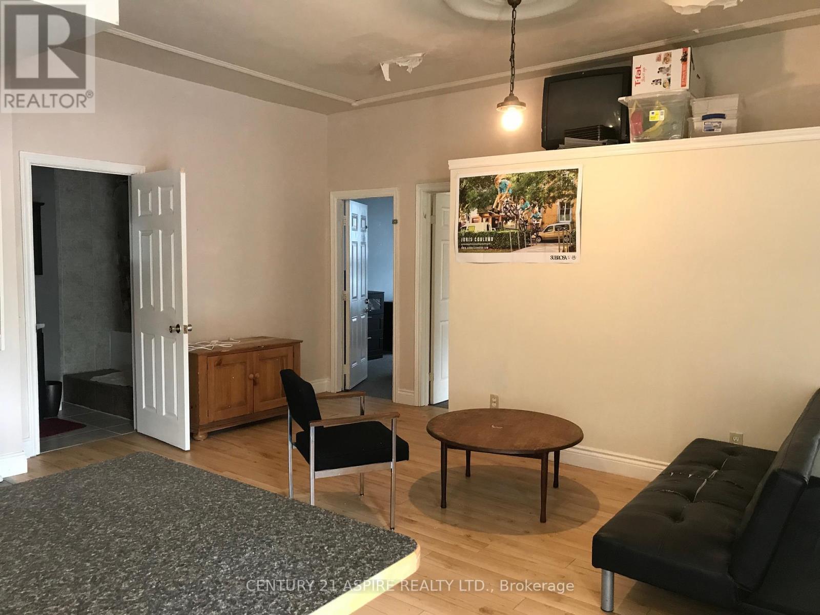 156 Mackay Street, Pembroke, Ontario  K8A 1B9 - Photo 46 - X12440611