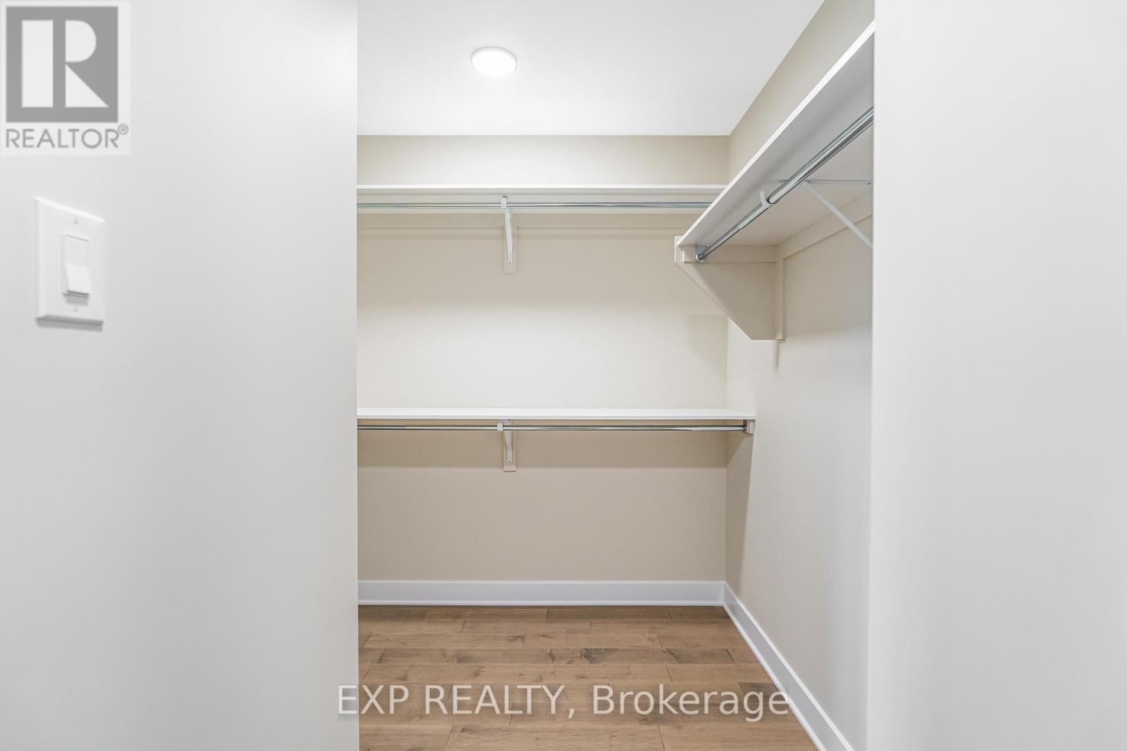 600 Paakanaak Avenue, Ottawa, Ontario  K1X 0J7 - Photo 30 - X12440643