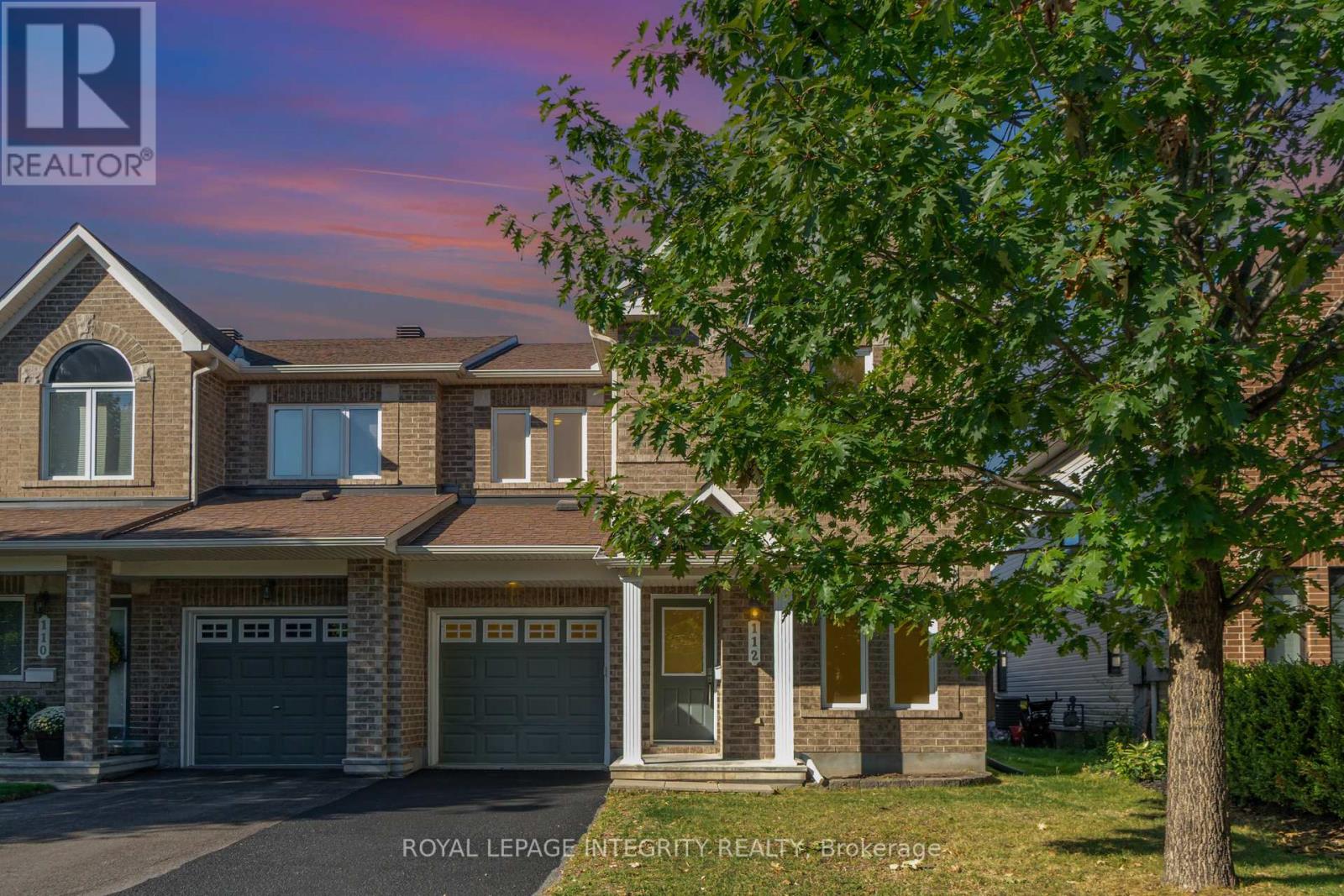 112 DUNFOREST TERRACE, Ottawa, Ontario