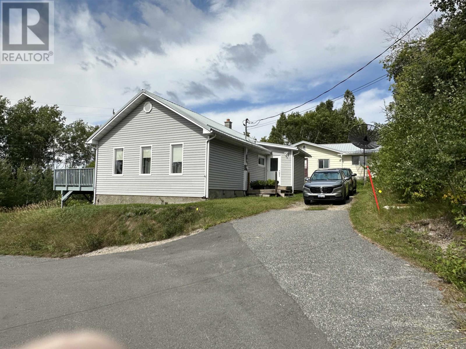 16 Lakeview Avenue, Cochenour, Ontario  P0V 1L0 - Photo 12 - TB253107