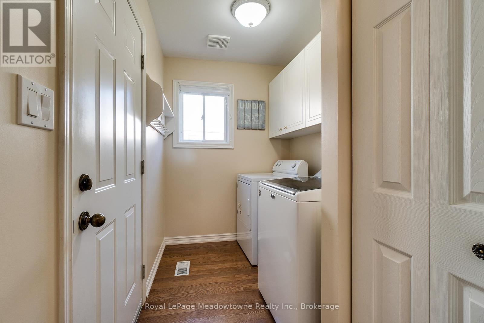 20 Arbordale Walk, Guelph, Ontario  N1C 4X7 - Photo 12 - X12440627