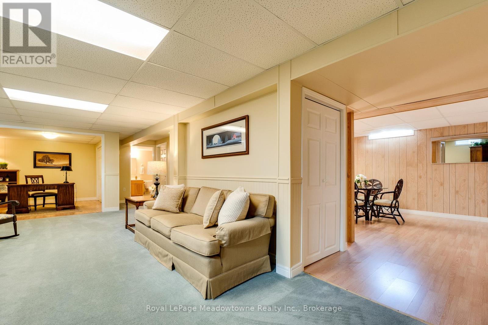 20 Arbordale Walk, Guelph, Ontario  N1C 4X7 - Photo 31 - X12440627