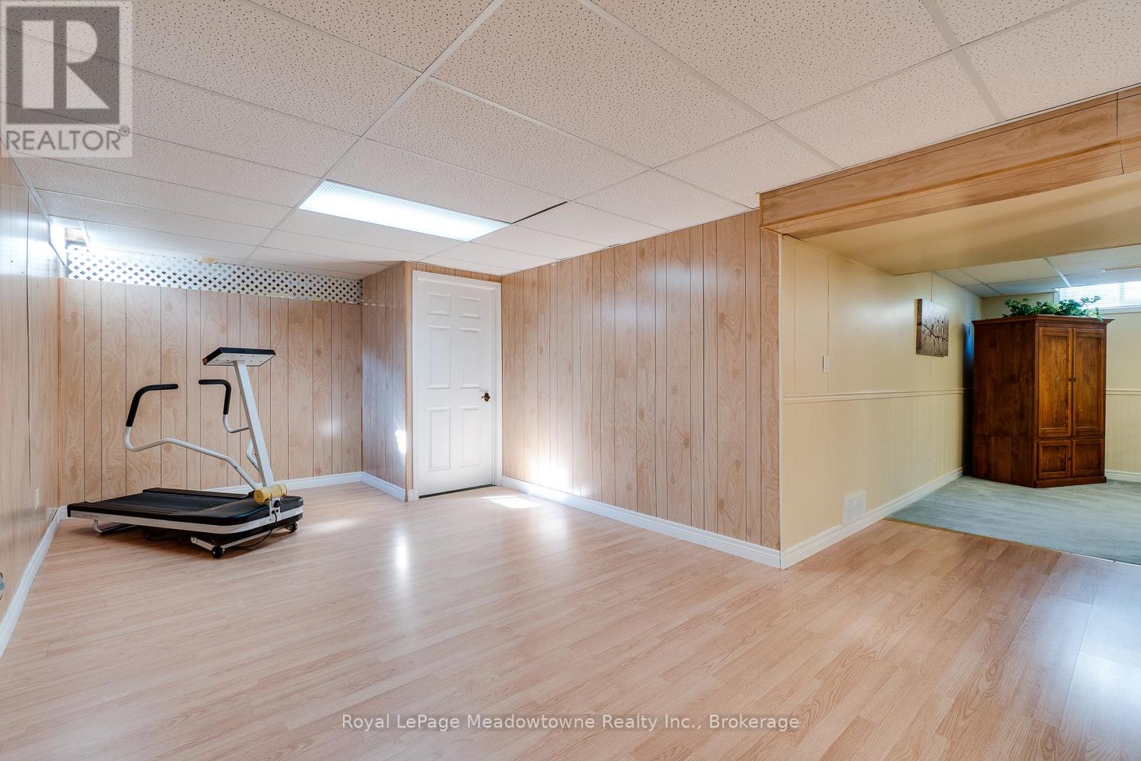 20 Arbordale Walk, Guelph, Ontario  N1C 4X7 - Photo 36 - X12440627