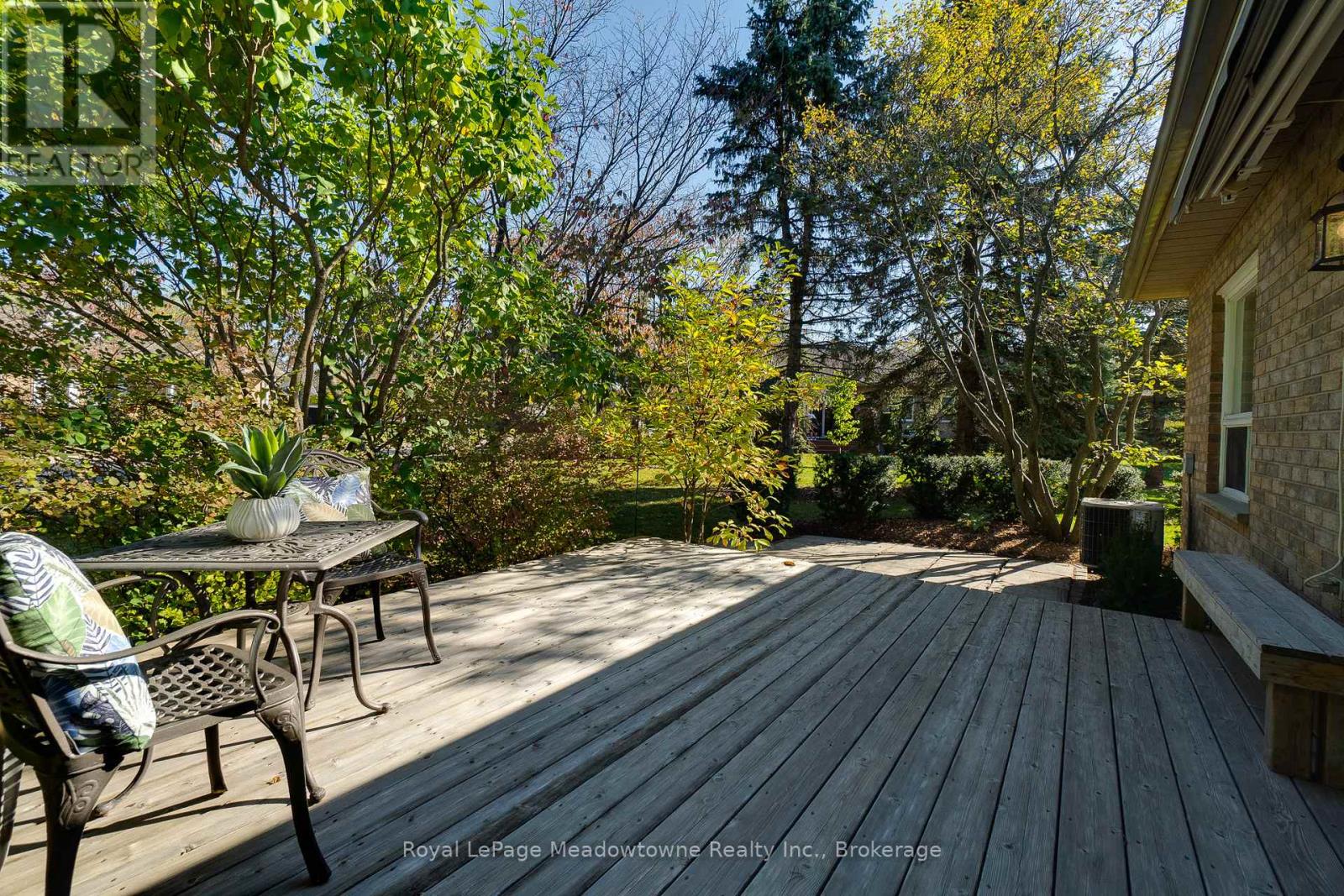 20 Arbordale Walk, Guelph, Ontario  N1C 4X7 - Photo 37 - X12440627