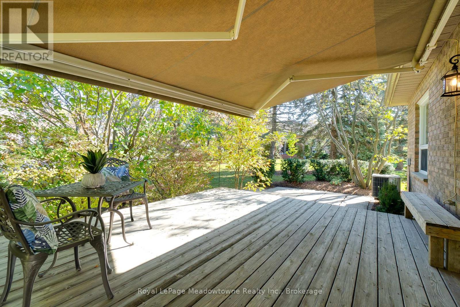 20 Arbordale Walk, Guelph, Ontario  N1C 4X7 - Photo 38 - X12440627