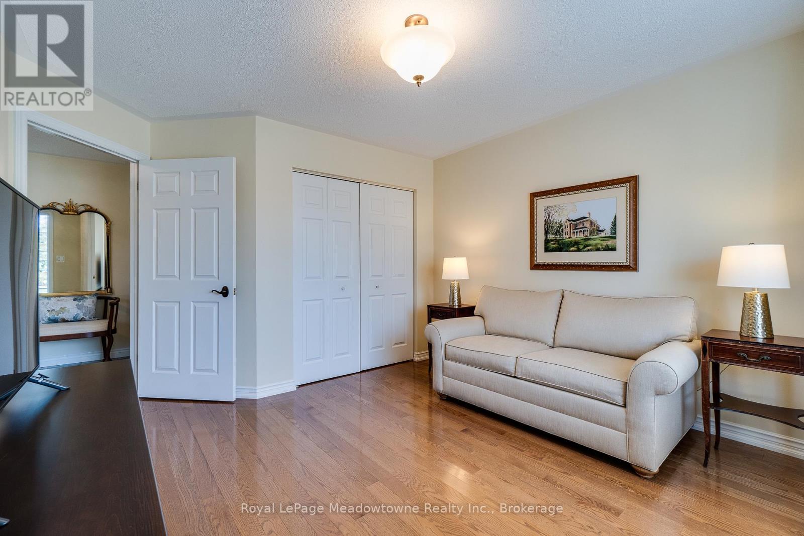 20 Arbordale Walk, Guelph, Ontario  N1C 4X7 - Photo 6 - X12440627