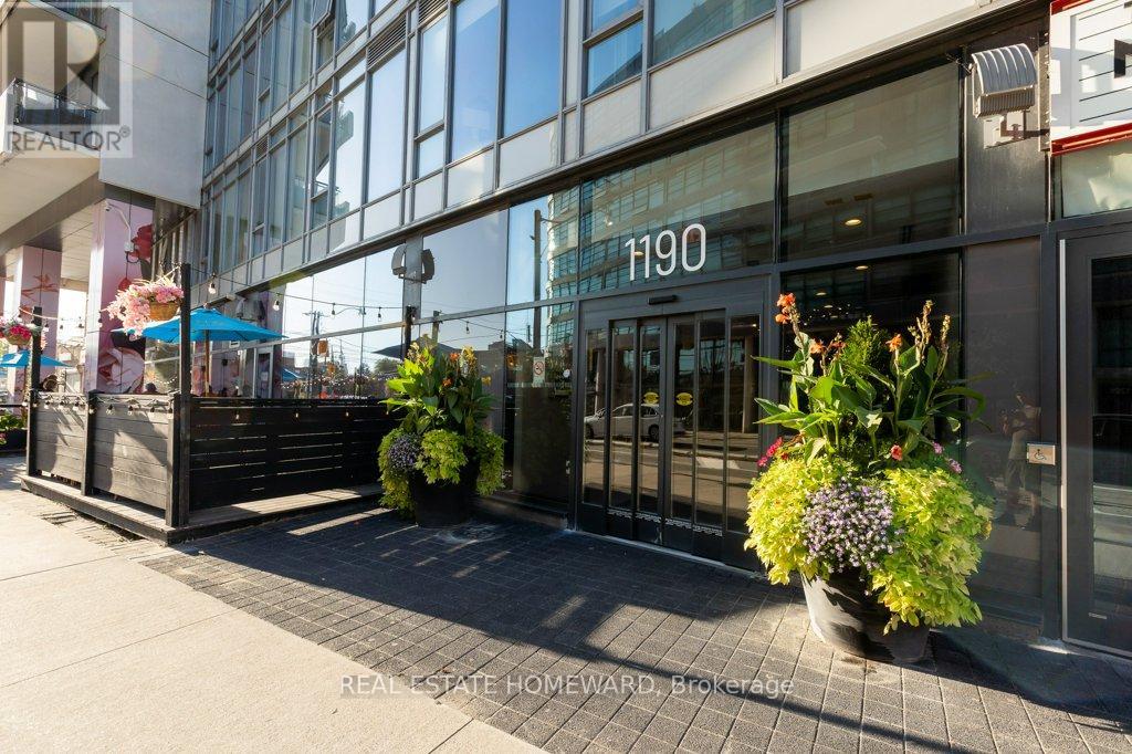809 - 1190 DUNDAS STREET E, Toronto, Ontario