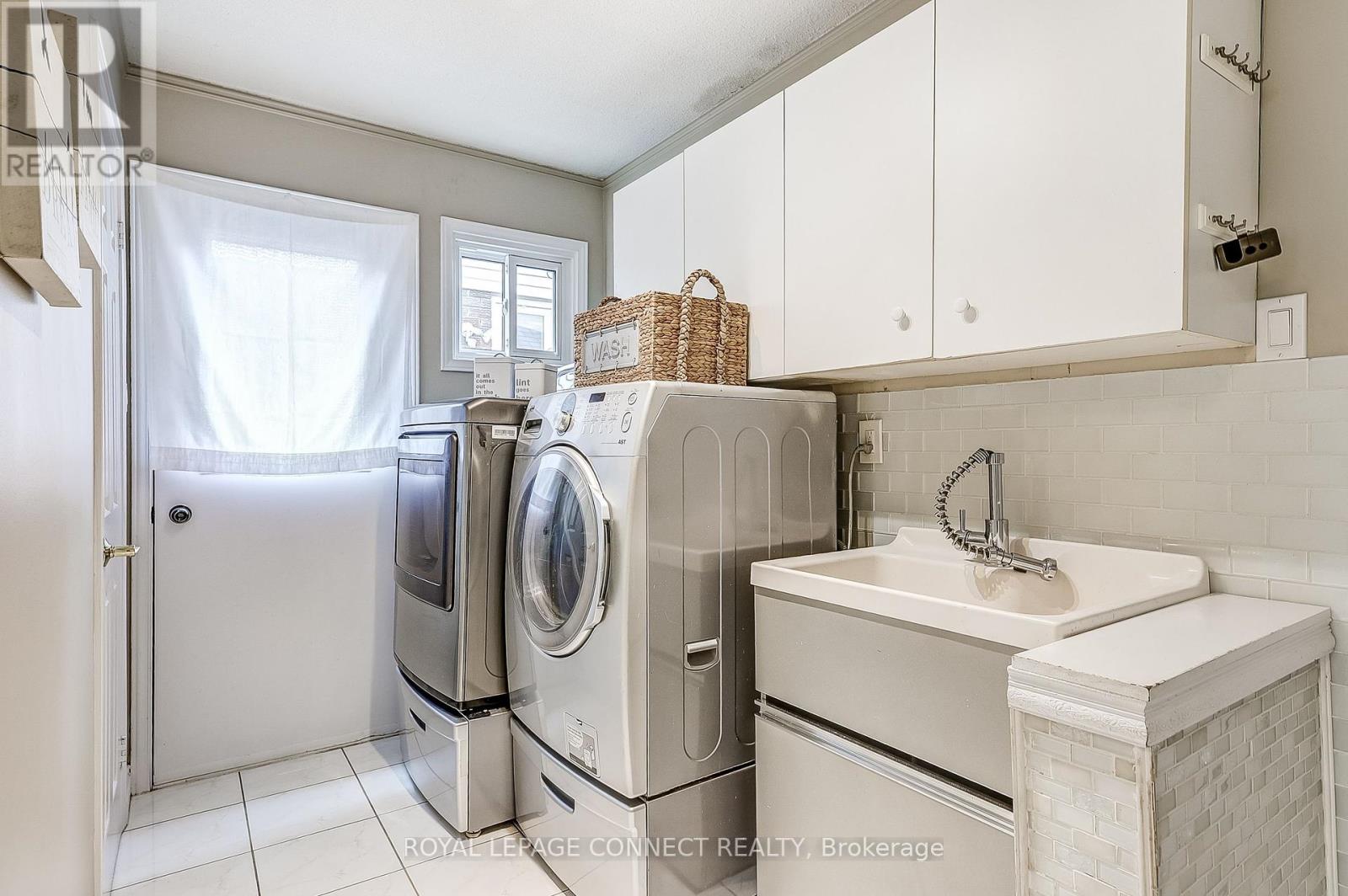 2009 Bushmill Street, Pickering (Liverpool), Ontario  L1X 1C8 - Photo 15 - E12440526