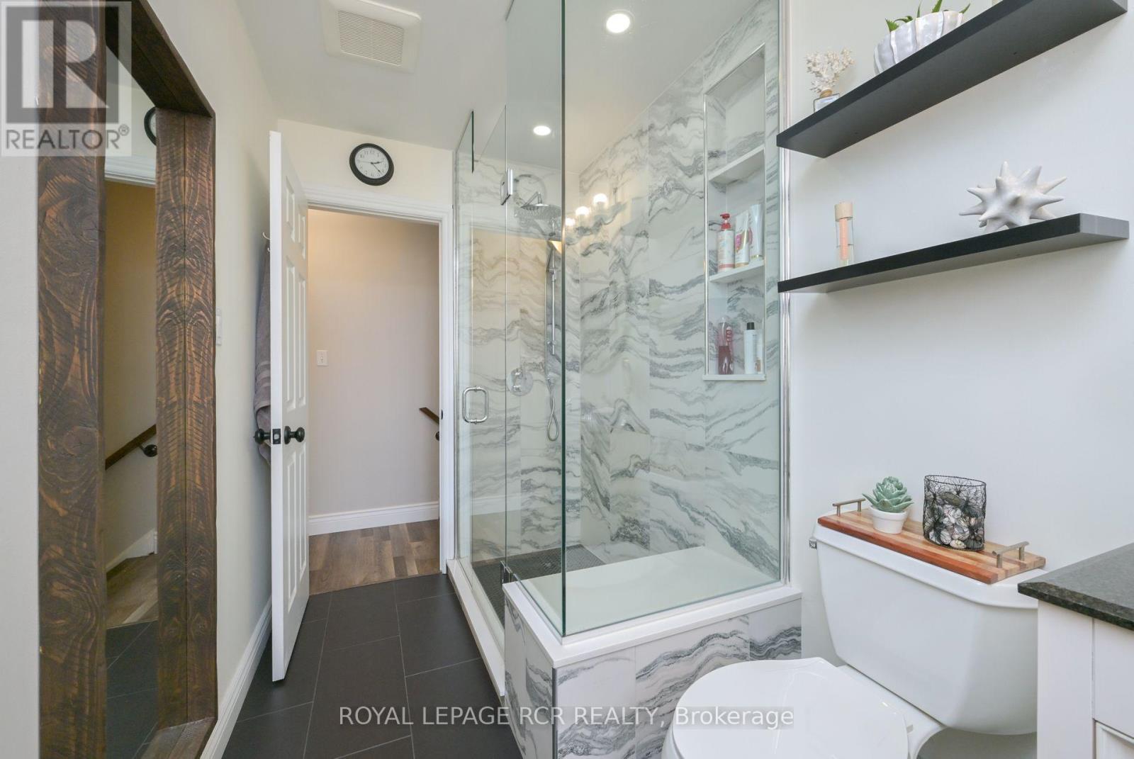 10 Joseph Street, Adjala-Tosorontio, Ontario  L0G 1L0 - Photo 23 - N12440423