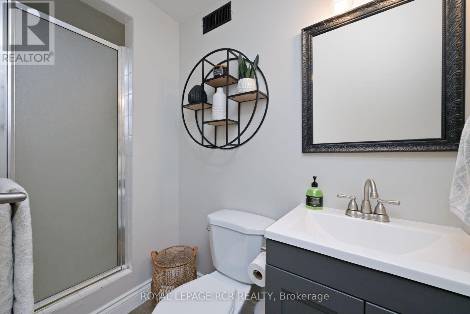 10 Joseph Street, Adjala-Tosorontio, Ontario  L0G 1L0 - Photo 29 - N12440423