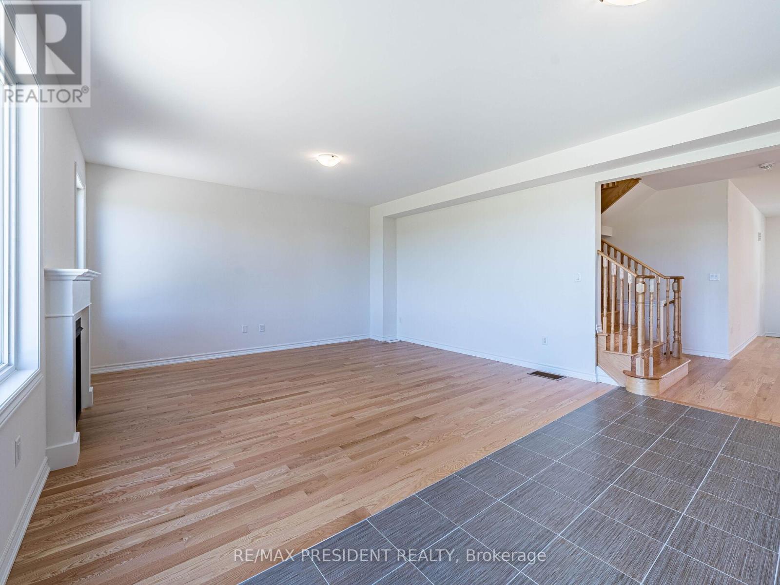 65 Brethet Heights, New Tecumseth, Ontario  L0G 1A0 - Photo 12 - N12440510
