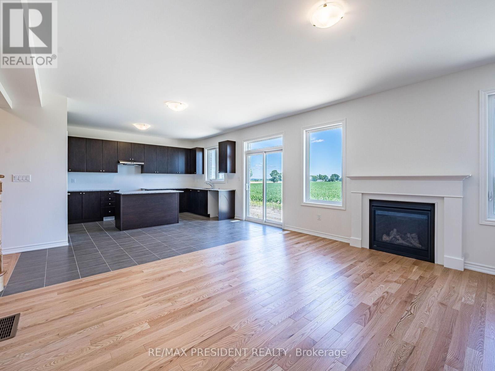 65 Brethet Heights, New Tecumseth, Ontario  L0G 1A0 - Photo 14 - N12440510