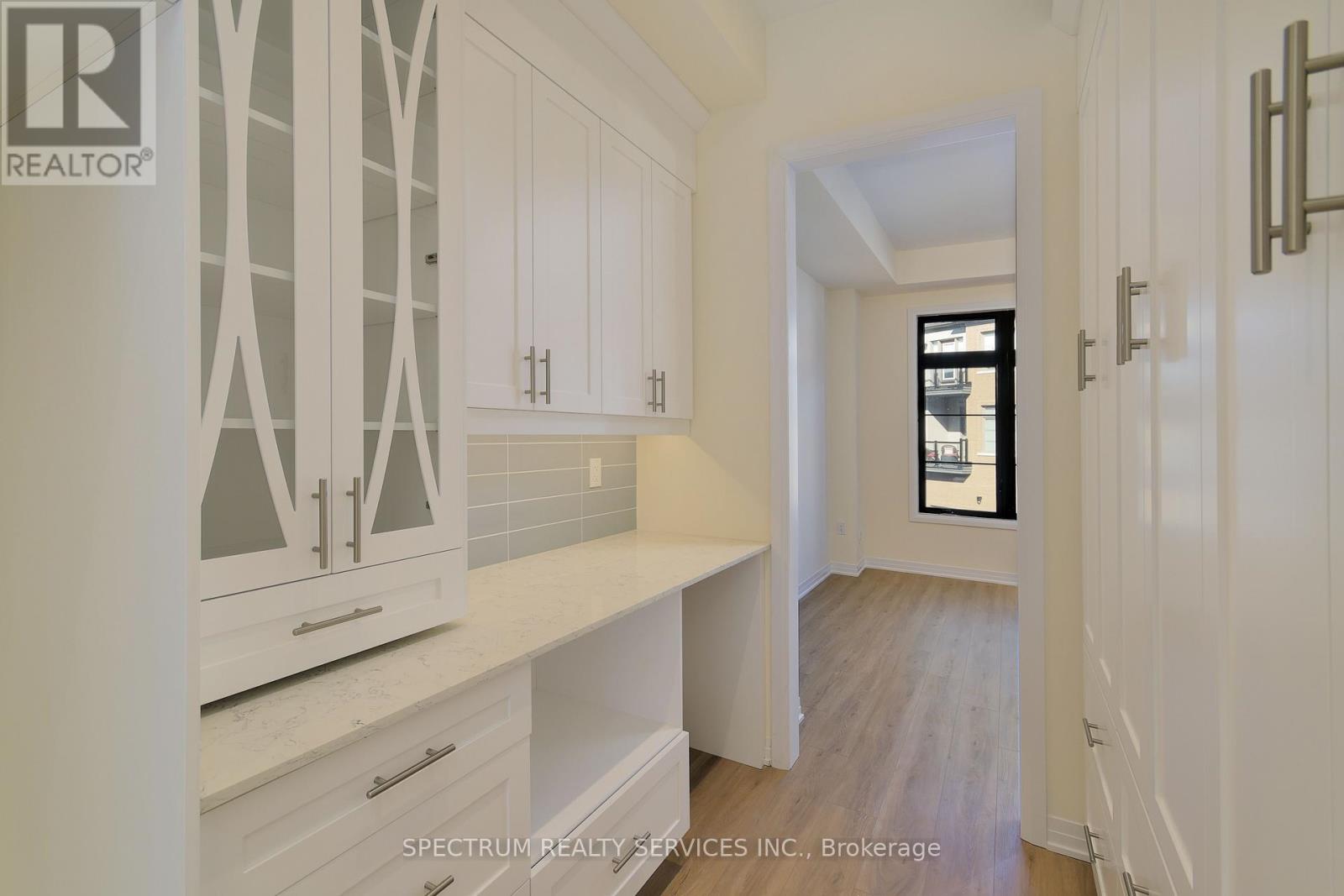 35 De La Roche Drive, Vaughan, Ontario  L4H 5G4 - Photo 12 - N12440563