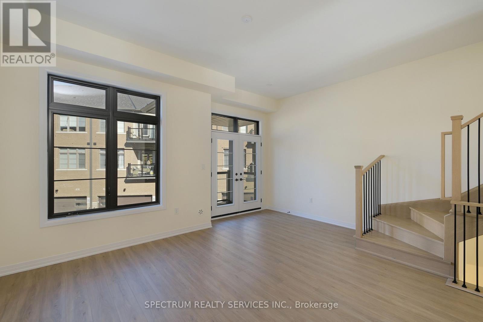 35 De La Roche Drive, Vaughan, Ontario  L4H 5G4 - Photo 13 - N12440563