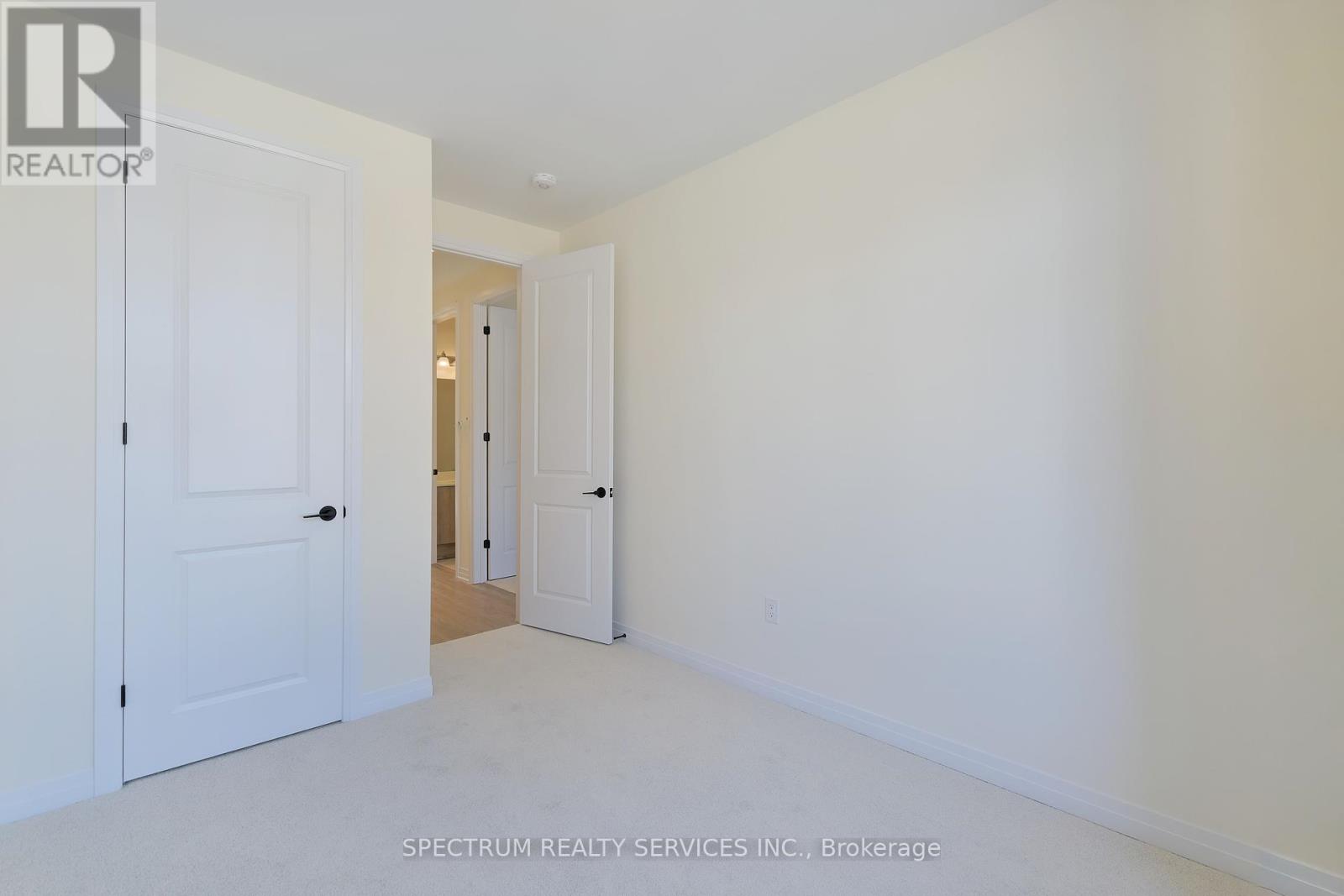 35 De La Roche Drive, Vaughan, Ontario  L4H 5G4 - Photo 32 - N12440563