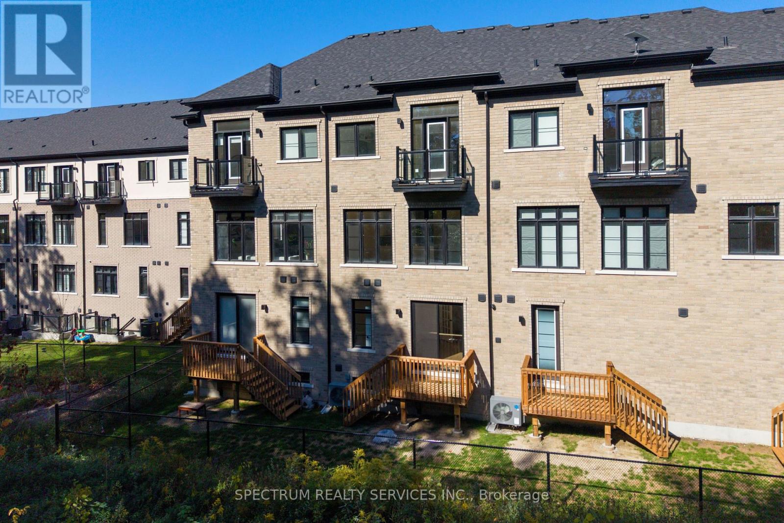 35 De La Roche Drive, Vaughan, Ontario  L4H 5G4 - Photo 43 - N12440563