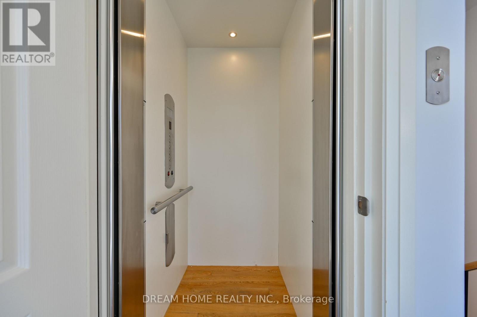 40 Teasel Way, Markham (Unionville), Ontario  L3R 9S3 - Photo 13 - N12440587