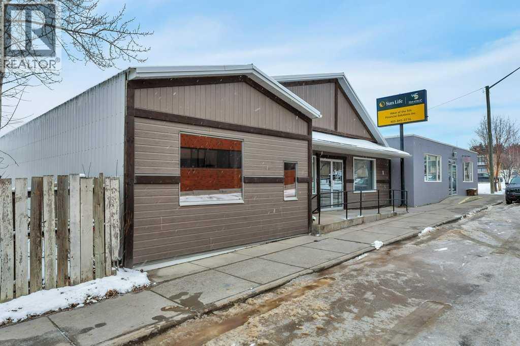 4920 51 Street, Rocky Mountain House, Alberta  T4T 1A2 - Photo 6 - A2205258