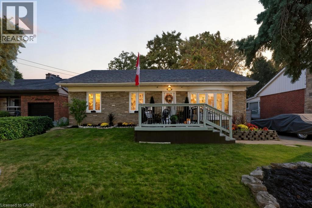11 BELAND Court, Hamilton, Ontario