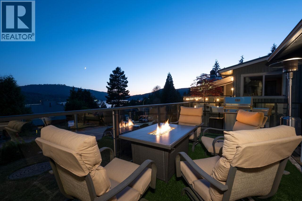 125 April Road, Port Moody, British Columbia  V3H 3M4 - Photo 1 - R3054527