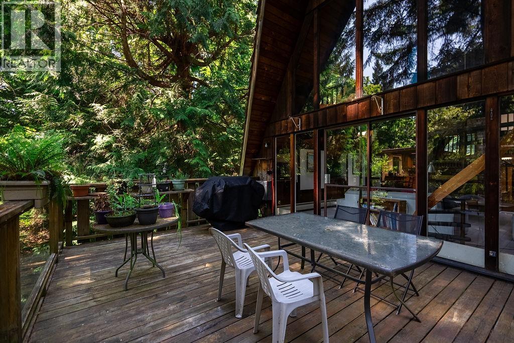 4402 Keith Road, West Vancouver, British Columbia  V7W 2M2 - Photo 3 - R3054528