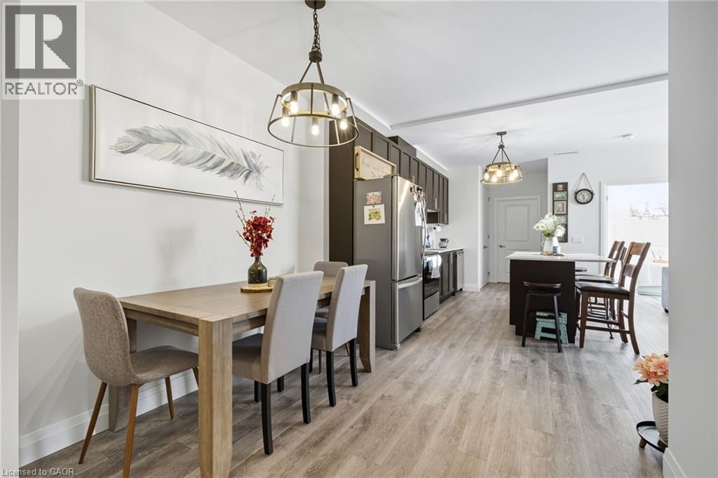 1 Redfern Avenue Unit# 426, Hamilton, Ontario  L9C 0E6 - Photo 4 - 40774649