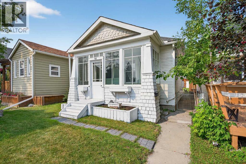 722 20 Avenue Nw, Calgary, Alberta  T2M 1E1 - Photo 2 - A2256237
