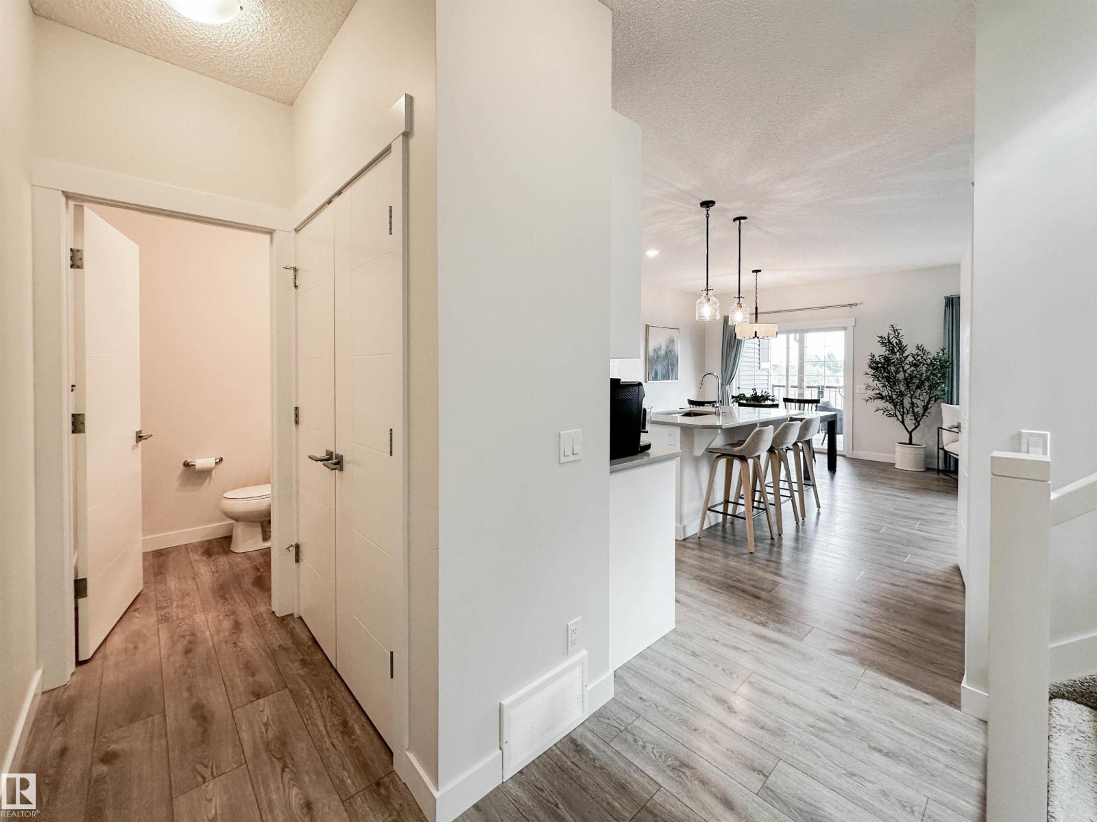 68 Joyal Wy, St. Albert, Alberta  T8N 7V5 - Photo 4 - E4460435