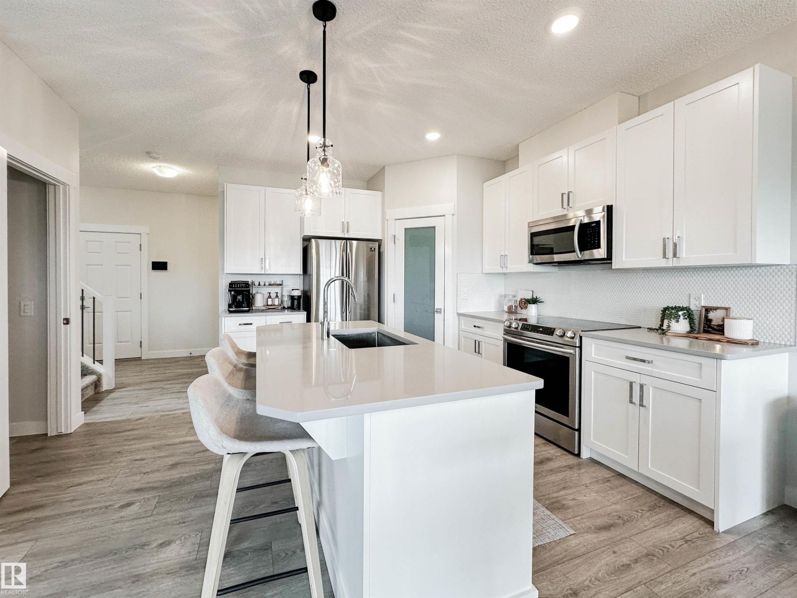 68 Joyal Wy, St. Albert, Alberta  T8N 7V5 - Photo 8 - E4460435