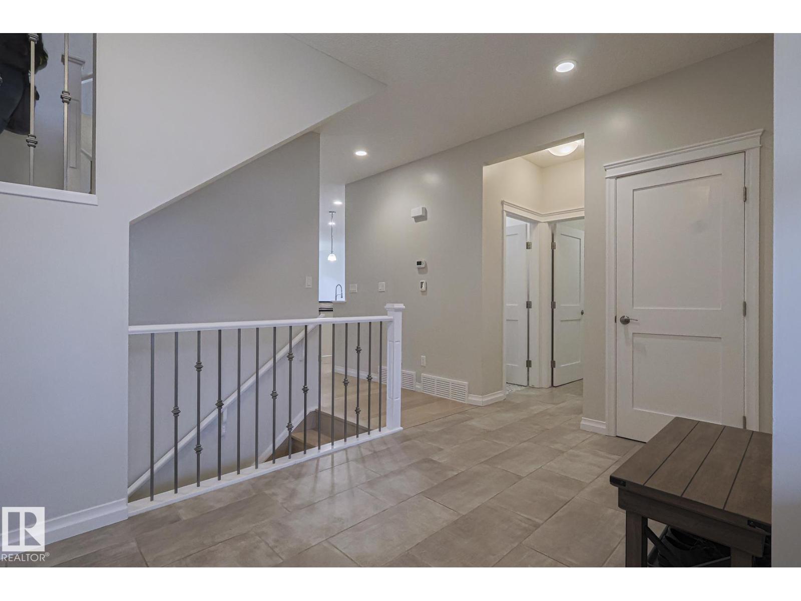 128 Sandalwood Cr, Sherwood Park, Alberta  T8H 0S4 - Photo 5 - E4460438