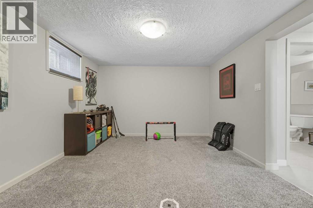 3212 26a Street Sw, Calgary, Alberta  T2E 2E3 - Photo 34 - A2261037