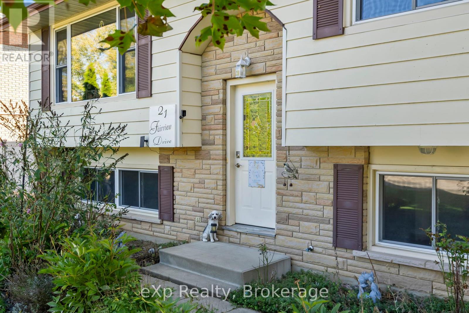 21 Fairview Drive, Arran-Elderslie, Ontario  N0G 1L0 - Photo 10 - X12430244