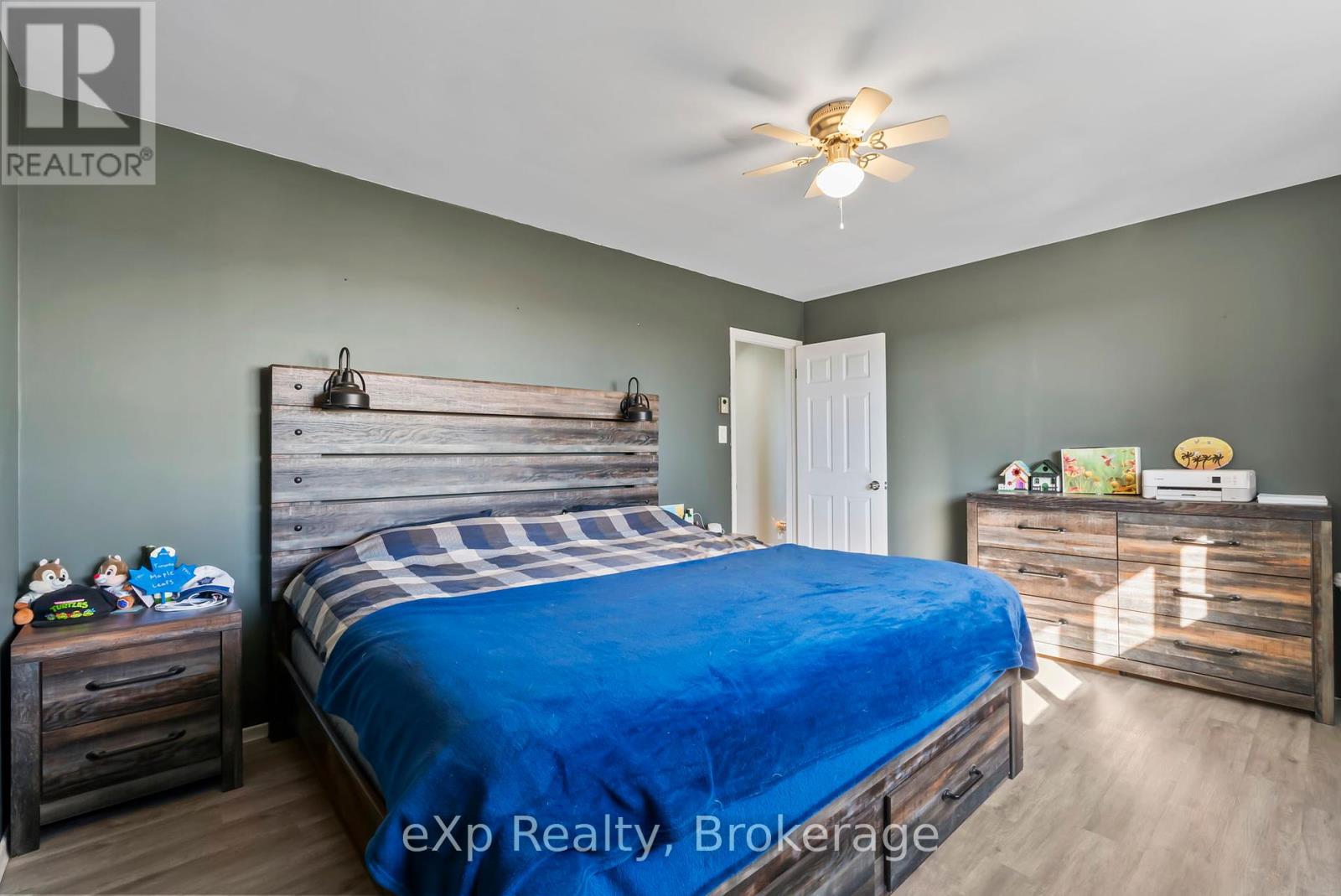 21 Fairview Drive, Arran-Elderslie, Ontario  N0G 1L0 - Photo 25 - X12430244