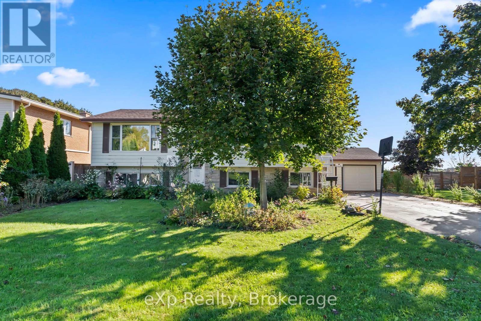 21 Fairview Drive, Arran-Elderslie, Ontario  N0G 1L0 - Photo 7 - X12430244