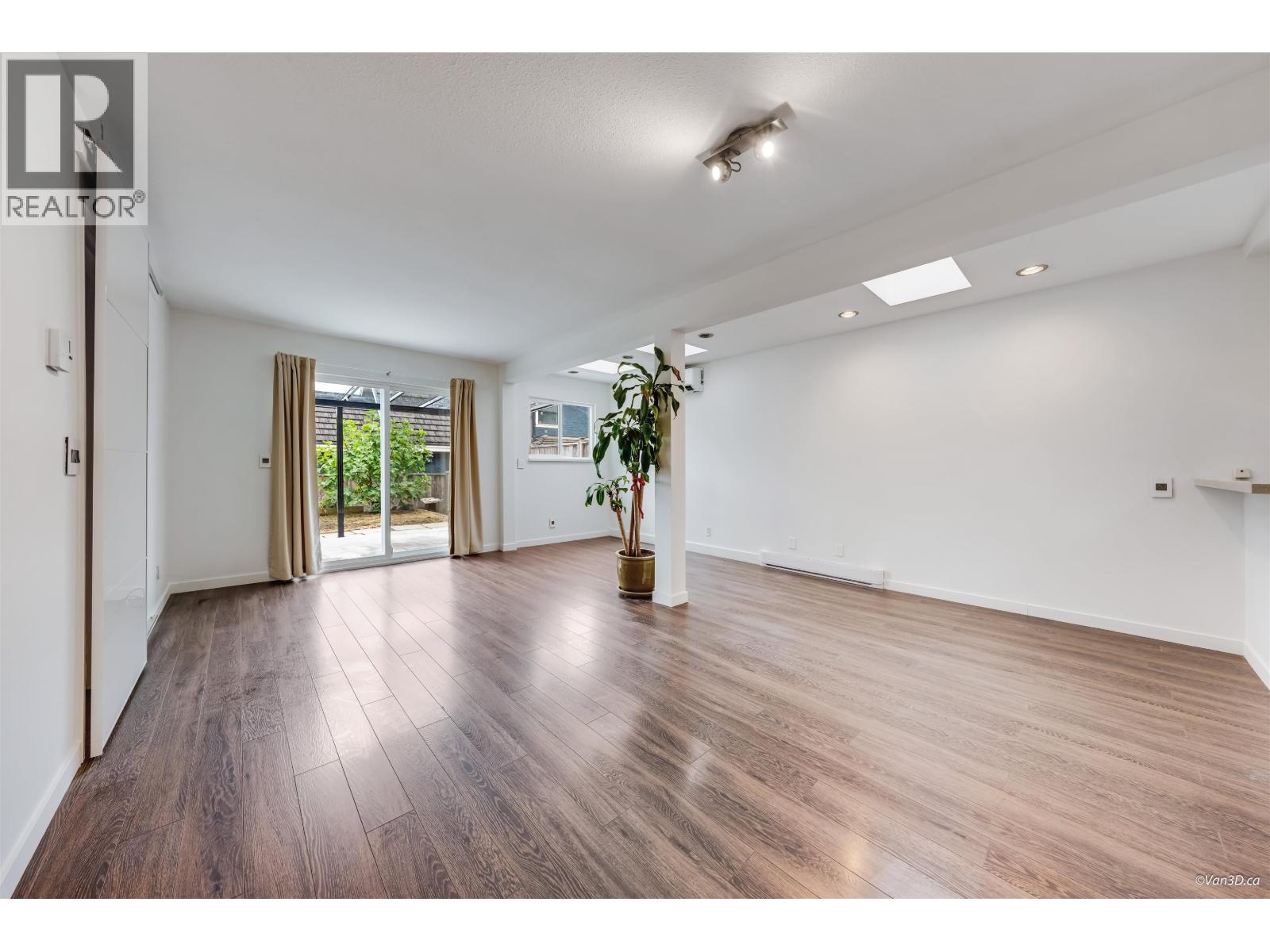 11414 Kingcome Avenue, Richmond, British Columbia  V7A 4S2 - Photo 5 - R3054463