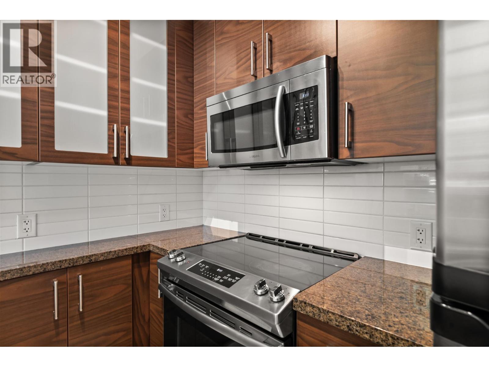 Th4 2355 Madison Avenue, Burnaby, British Columbia  V5C 0B3 - Photo 14 - R3053401
