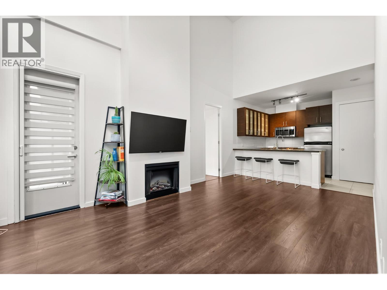 Th4 2355 Madison Avenue, Burnaby, British Columbia  V5C 0B3 - Photo 7 - R3053401