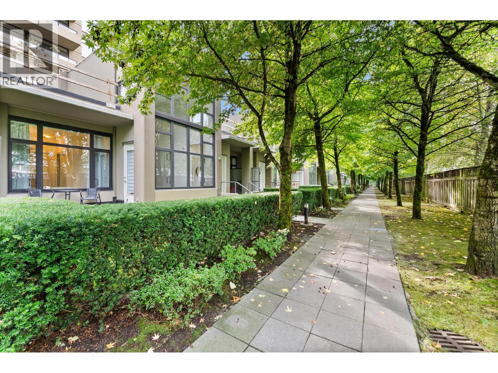 Th4 2355 Madison Avenue, Burnaby, British Columbia  V5C 0B3 - Photo 32 - R3053401