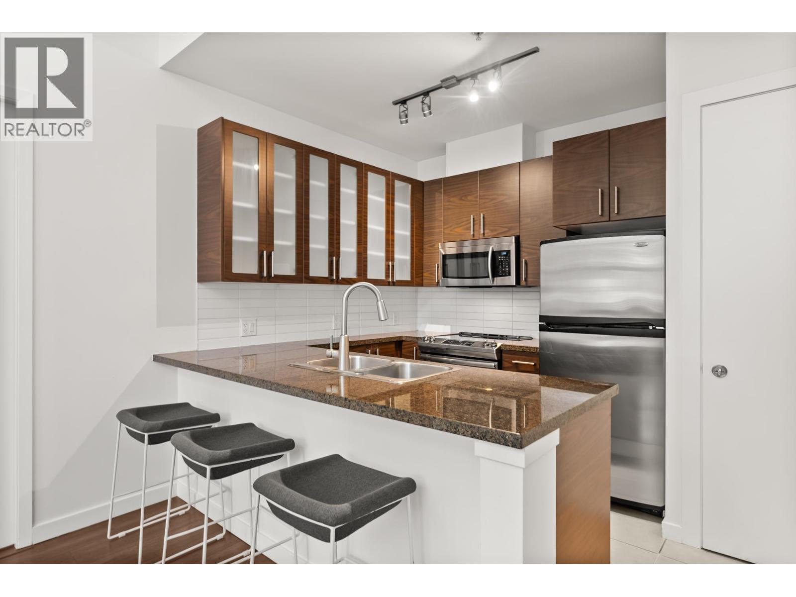 Th4 2355 Madison Avenue, Burnaby, British Columbia  V5C 0B3 - Photo 11 - R3053401